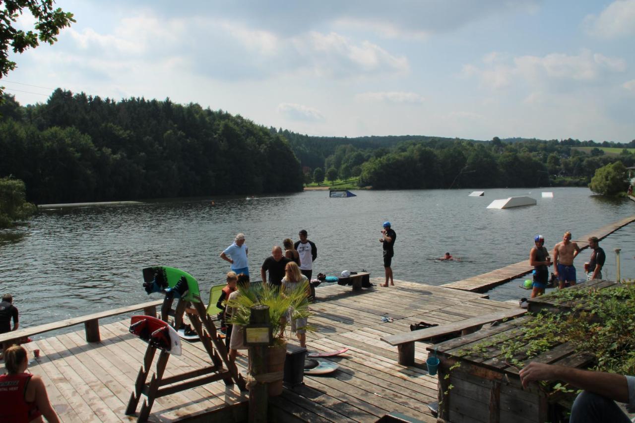 Ferienhaus "Baeren Ecke" Am See Im Bergland Kirchheim  Eksteriør billede