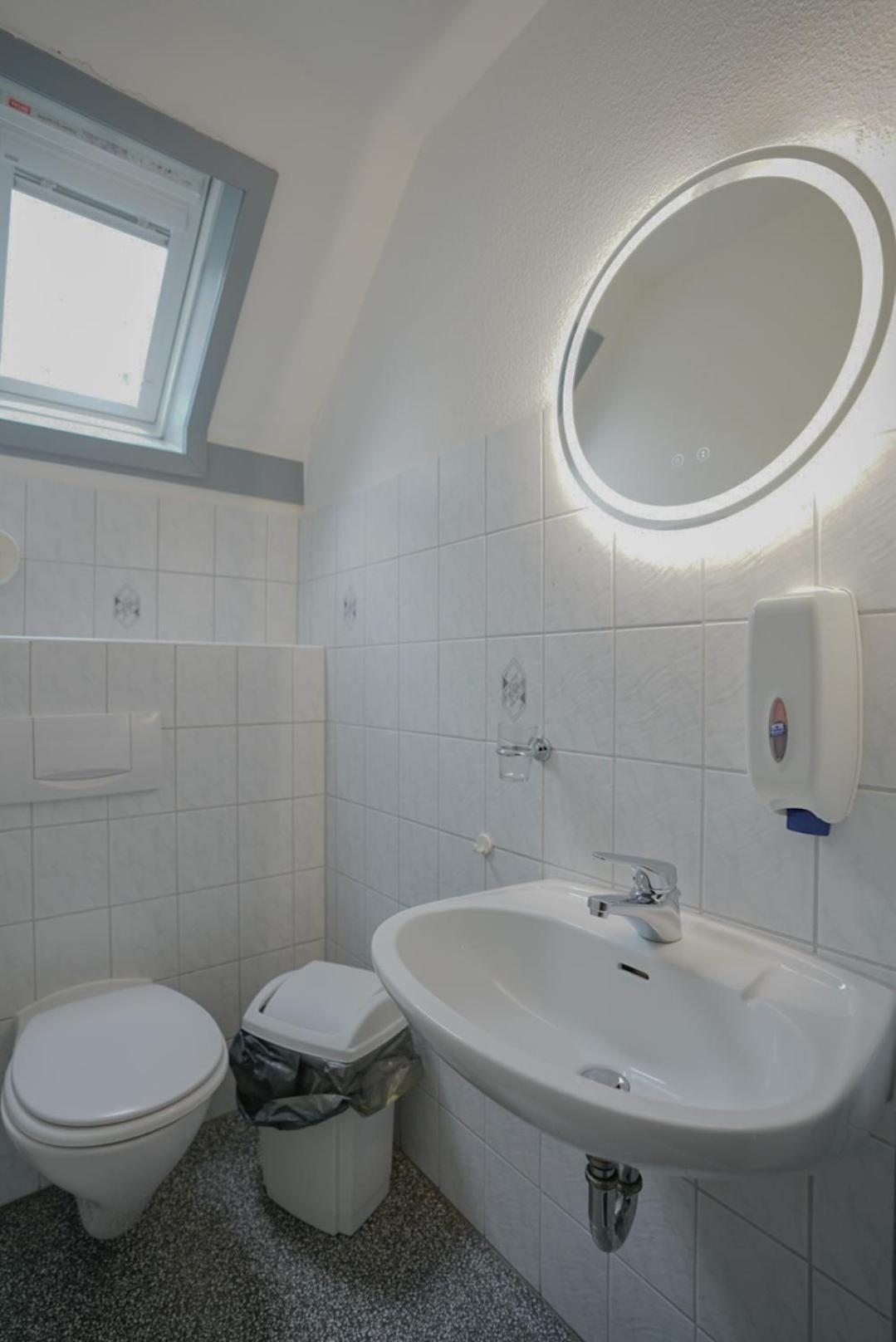Ferienhaus "Baeren Ecke" Am See Im Bergland Kirchheim  Eksteriør billede