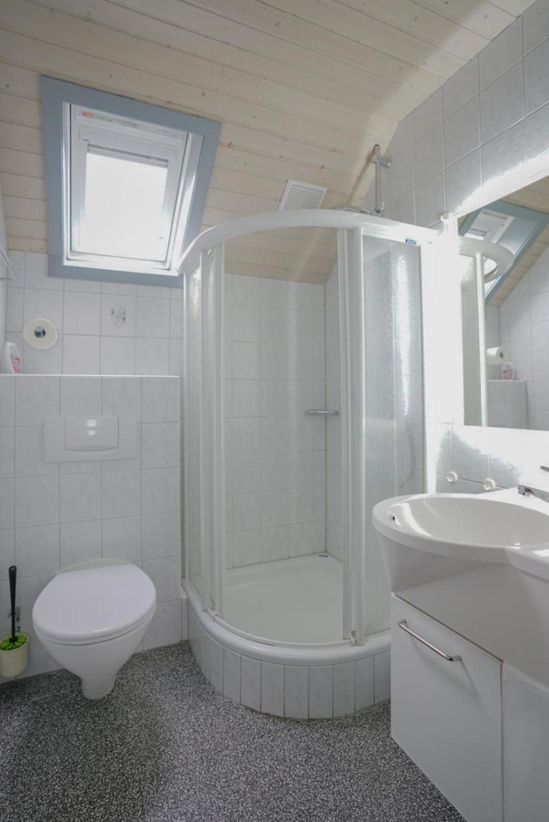 Ferienhaus "Baeren Ecke" Am See Im Bergland Kirchheim  Eksteriør billede