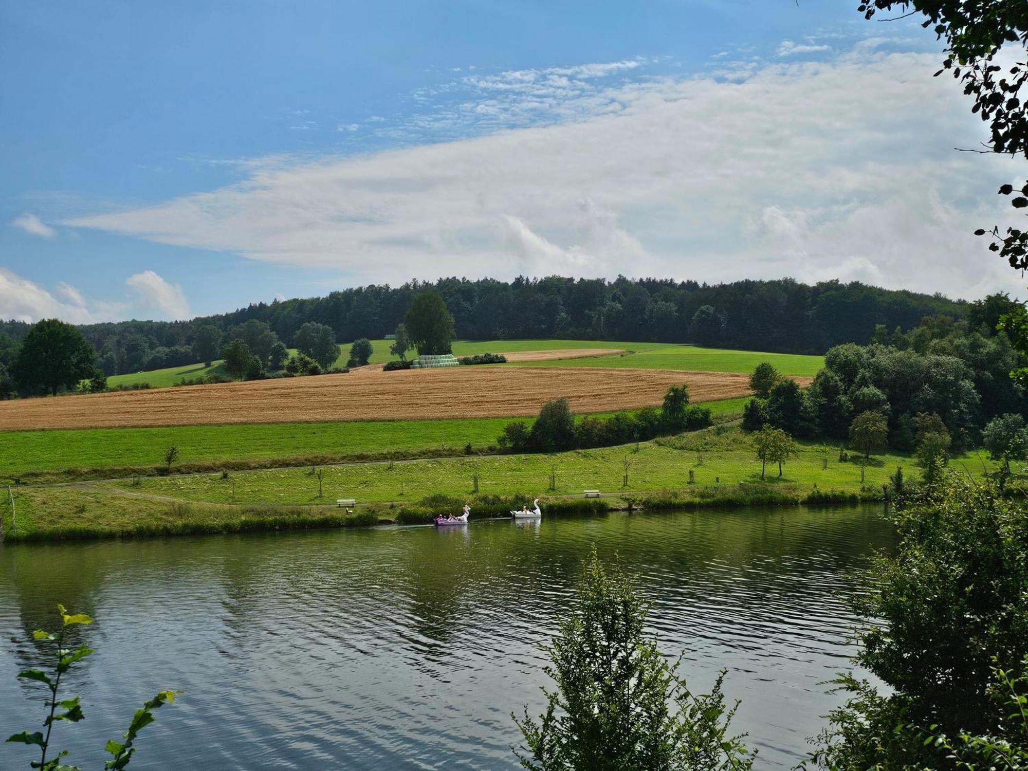 Ferienhaus "Baeren Ecke" Am See Im Bergland Kirchheim  Eksteriør billede